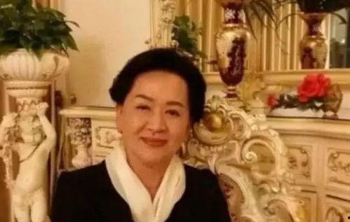 老公死后苏玲下文,丧夫后的心灵救赎与重生之路