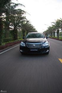 试驾丰田皇冠视频,丰田皇冠试驾体验全解析